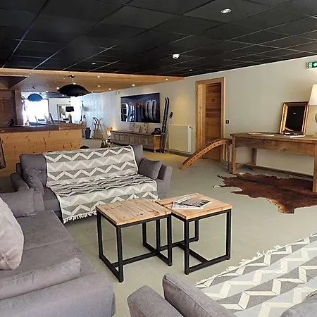 Aparthotel Luxury 2 Bedroom With View Of Mont Blanc Combloux